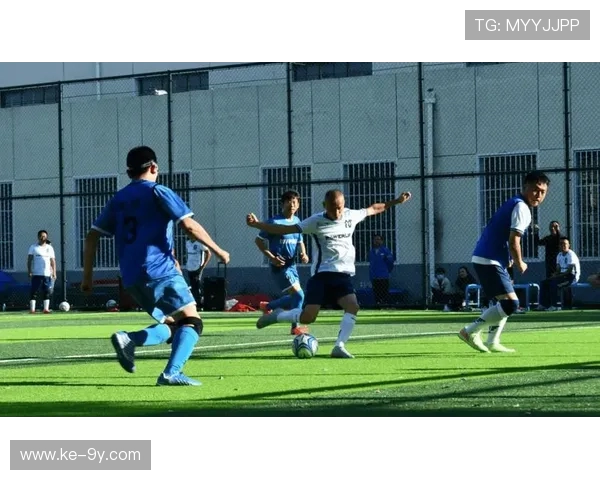 绽放的绿茵梦以足球花朵转场特效演绎激情与艺术的完美融合 绽放的绿茵梦以足球花朵转场特效演绎激情与艺术的完美融合